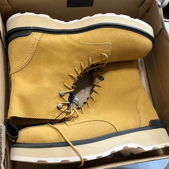 New In Box Sorel Hi Line Platform Combat Boot Woman’s 9.5 - Picture 14 of 14